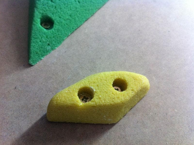 Wood screw mounting